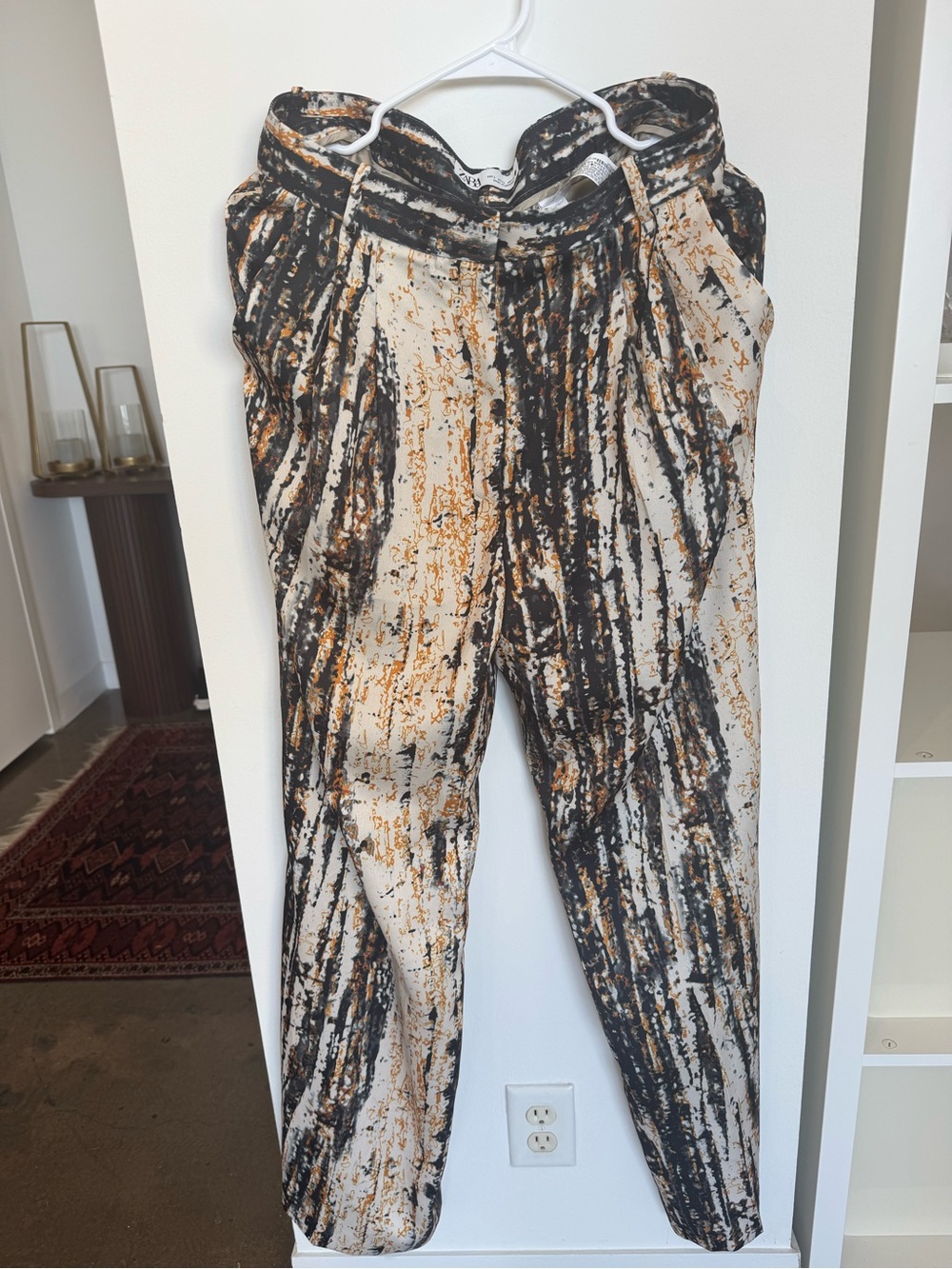 Zara Cream Wide Leg Trousers with Black and Gold Abstract Print Size Large
